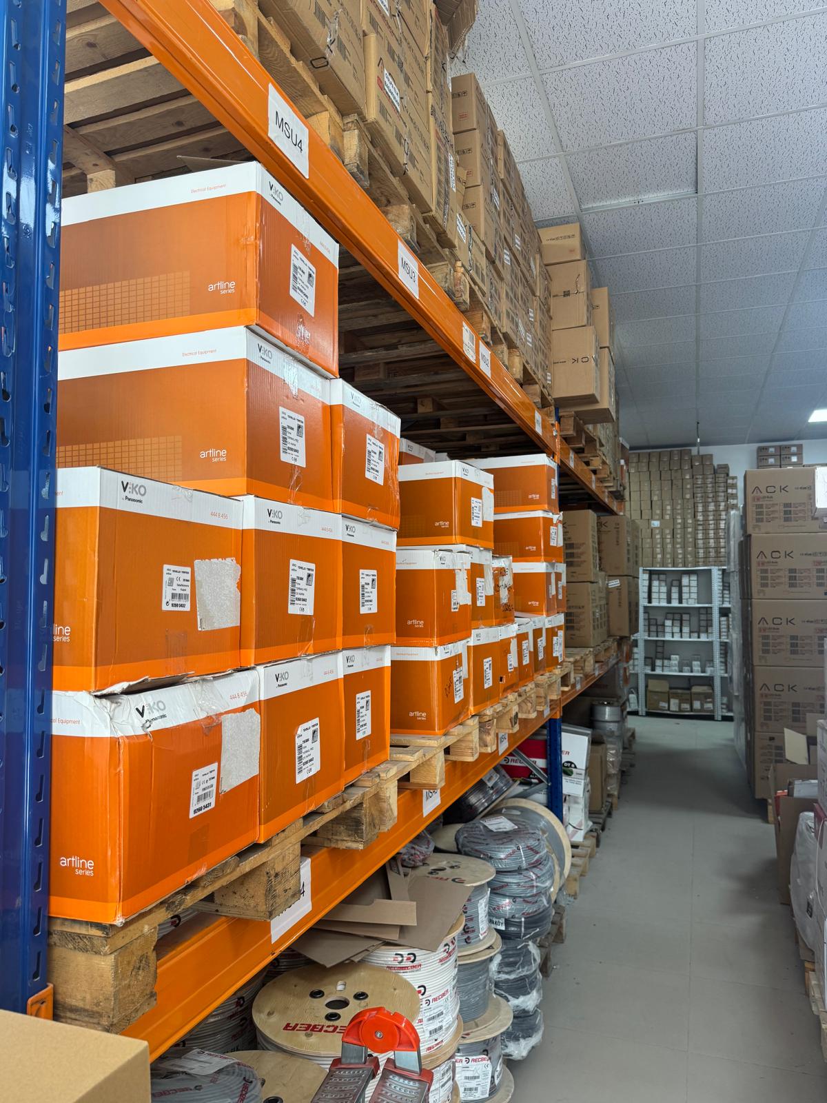 Gülpa Elektrik depo raf sistemi ve stok alanı