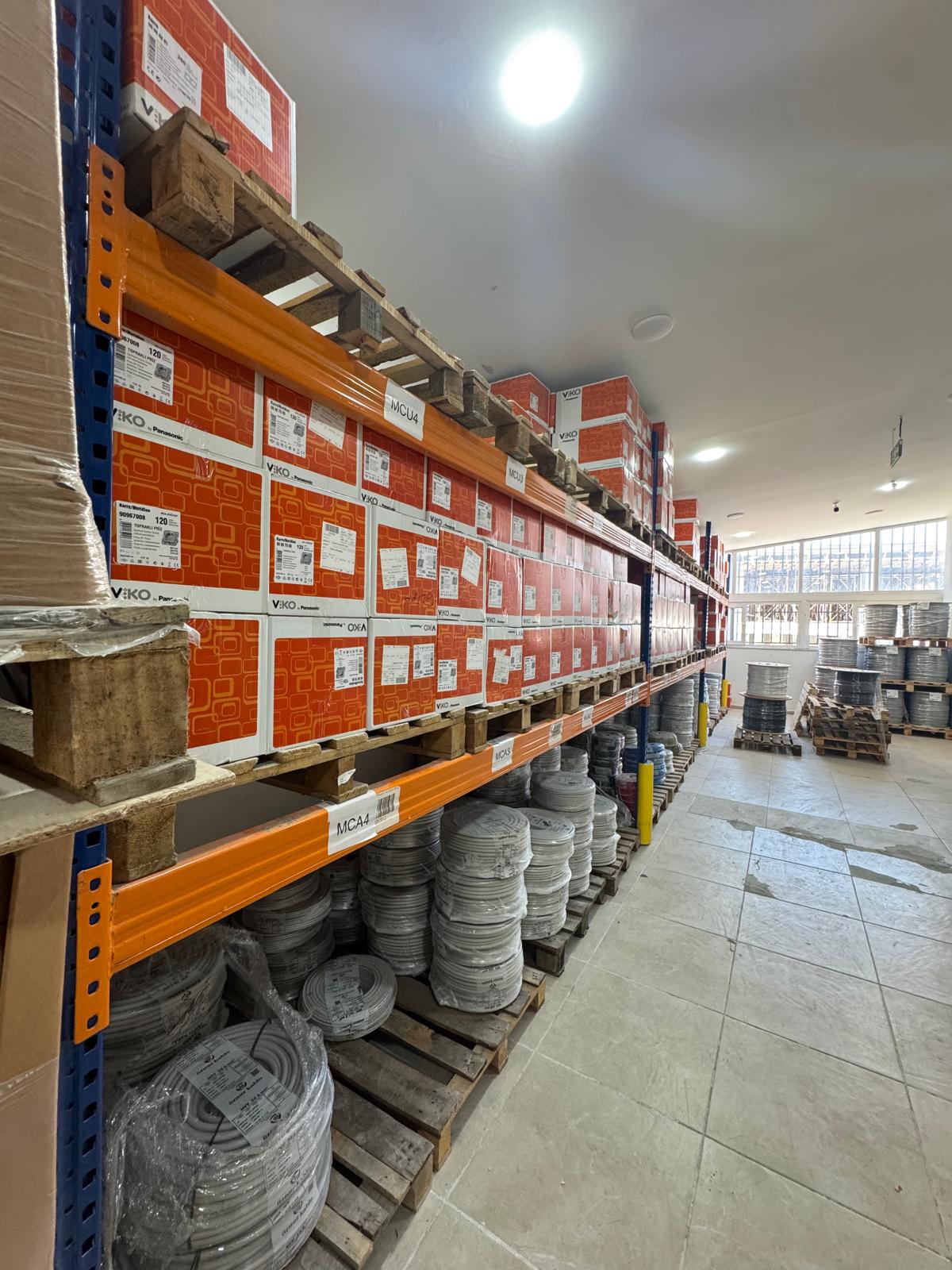 Gülpa Elektrik stok ve depolama alanı